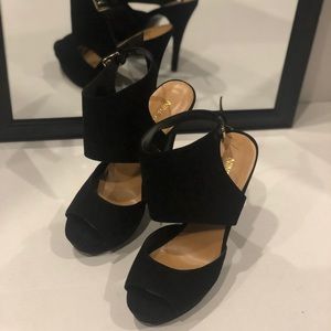 Nine West black heels Size 7